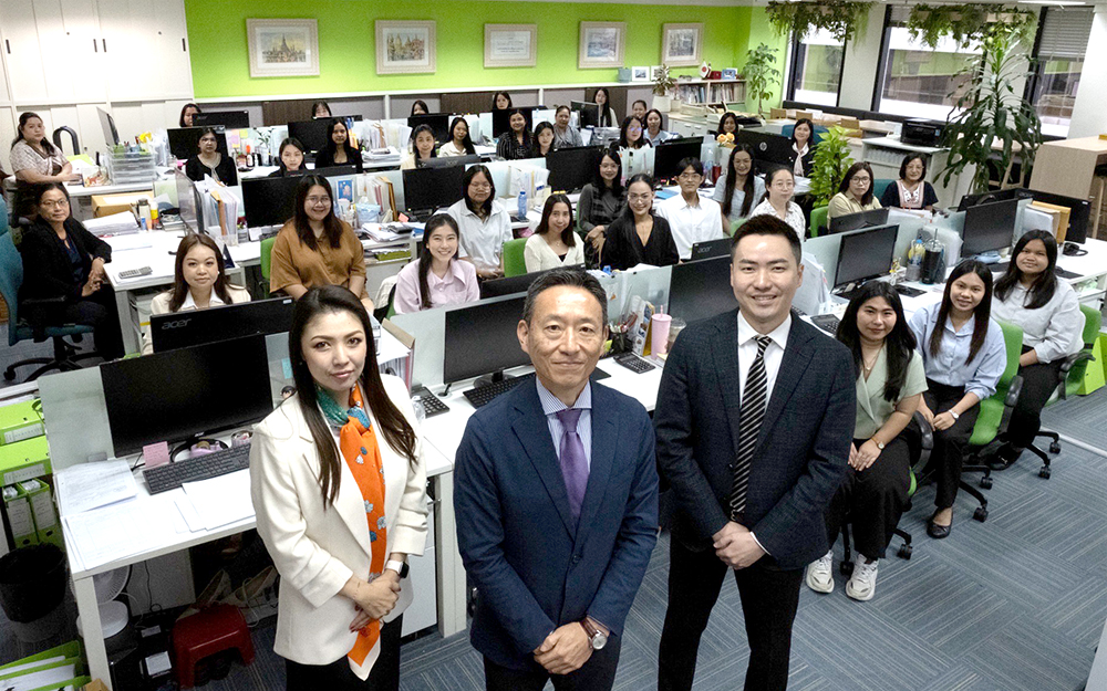 Alberry Asia Staff Picture